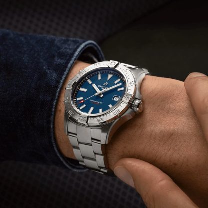 Breitling Avenger Automatic 42mm Mens Watch Blue Stainless Steel A17328101C1A1 - Image 5