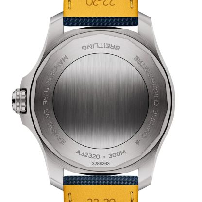 Breitling Avenger Automatic GMT 44mm Mens Watch Blue Leather A32320101C1X1 - Image 2