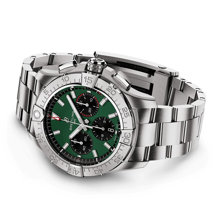 Breitling Avenger B01 Chronograph 42 Mens Watch Green Stainless Steel AB0146101L1A1 - Image 3