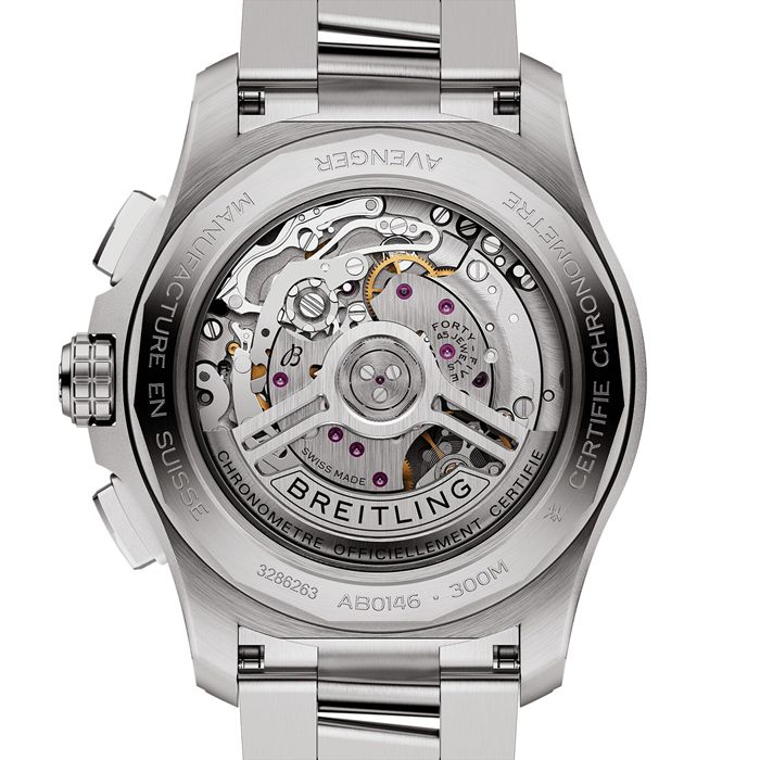 Breitling Avenger B01 Chronograph 42 Mens Watch Green Stainless Steel AB0146101L1A1 - Image 4