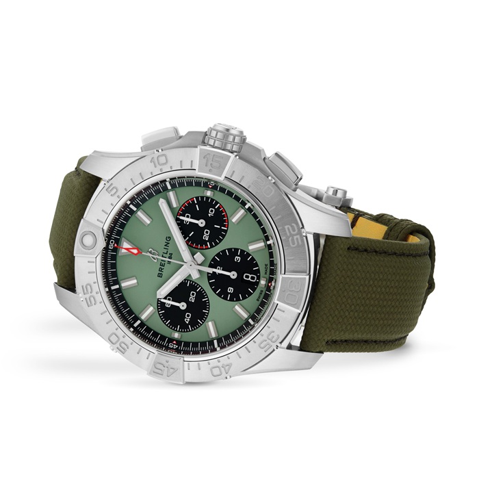 Breitling Avenger Chronograph B01 44mm Mens Watch Green Leather AB0147101L1X1 - Image 3
