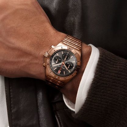 Breitling Chronomat B01 42 18k Red Gold Watch RB0134101B1R1 - Image 4