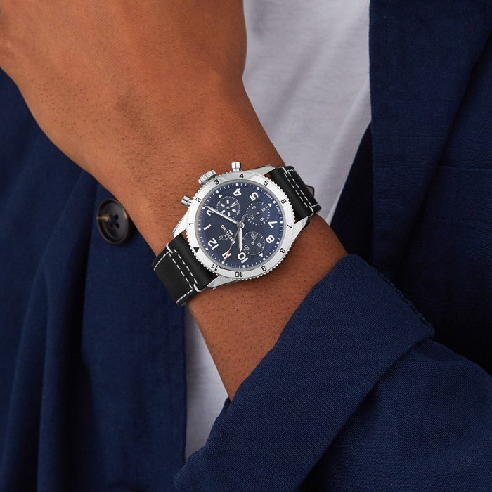 Breitling Classic AVI Chronograph 42 Tribute to Vought F4U Corsair Leather Strap Watch A233801A1C1X1 - Image 3