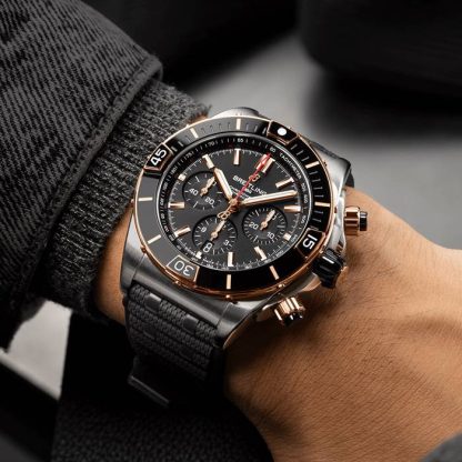 Breitling Super Chronomat B01 44 Stainless Steel & 18k Red Gold Watch UB0136251B1S1 - Image 5