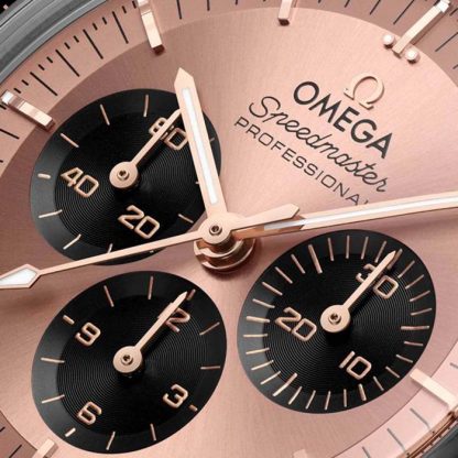 Omega Speedmaster Moonwatch Professional 42mm Mens Watch Sedna Gold O31020425099001 - Image 3