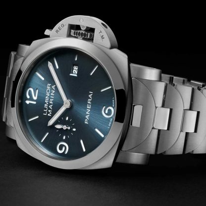 Panerai Luminor Marina 44mm Mens Watch Blue PAM03323 - Image 3