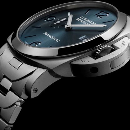 Panerai Luminor Marina 44mm Mens Watch Blue PAM03323 - Image 4