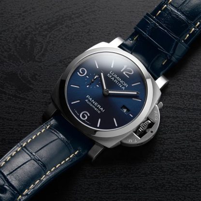 Panerai Luminor Marina 44mm Mens Watch PAM01313 - Image 5