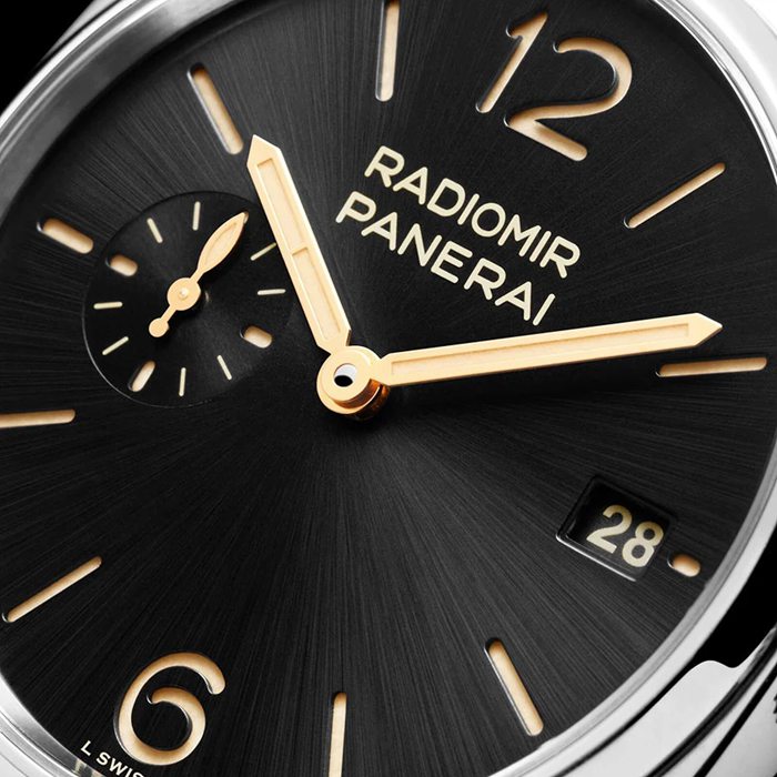 Panerai Radiomir Quaranta Automatic 40mm Mens Watch PAM01572 - Image 3