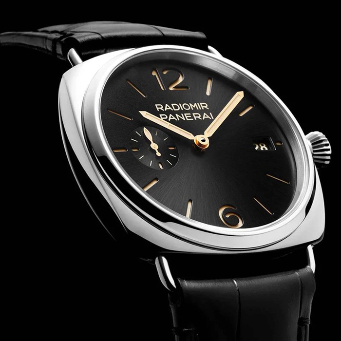Panerai Radiomir Quaranta Automatic 40mm Mens Watch PAM01572 - Image 5