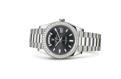 Replica Rolex Day-Date 40 Oyster 40 mm white gold and diamonds 228349RBR - Image 2